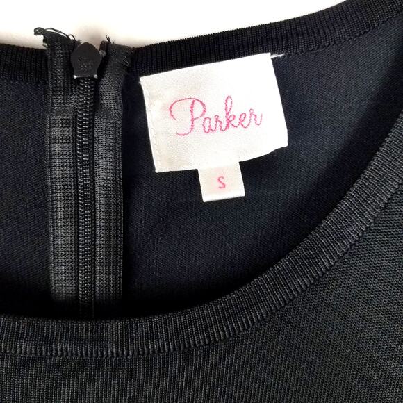 Parker | Short Sleeve Pleated Dress Black Tan - Picture 6 of 9